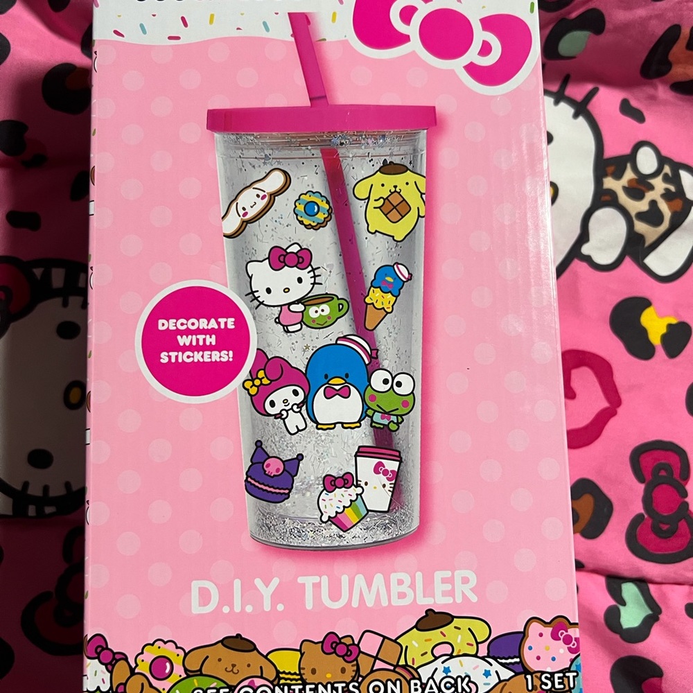 NIB Hello Kitty & Friends Cafe D.I.Y. Tumbler